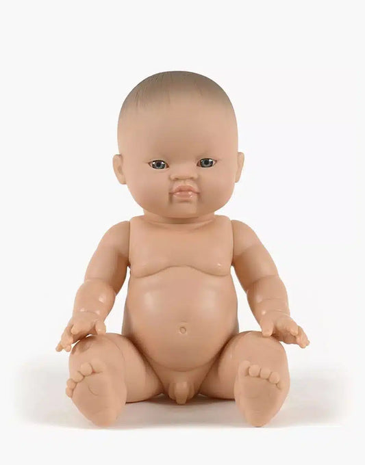 Poupée (petit garçon d'Asie)