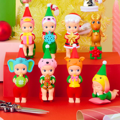 Sonny Angel Santa's Little Helper